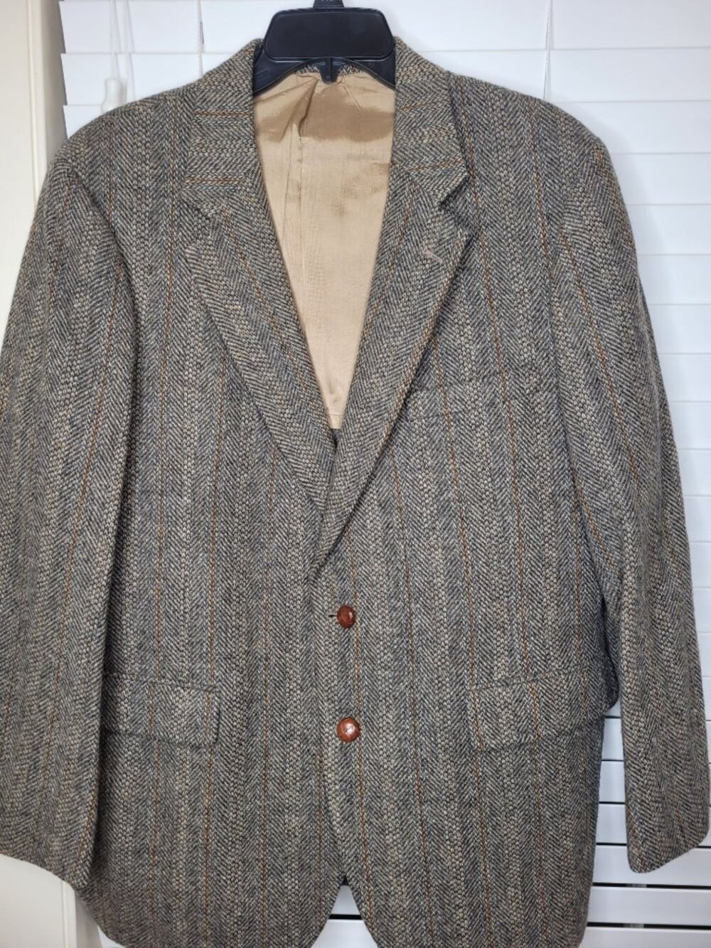 VTG Wool Mens Blazer Tweed Herringbone Pattern 2 Button academia boyfriend prep